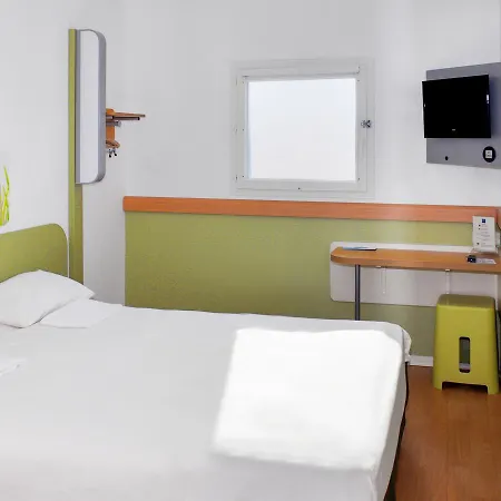 Otel Ibis Budget Marne La Vallee Bry Sur Marne 2*